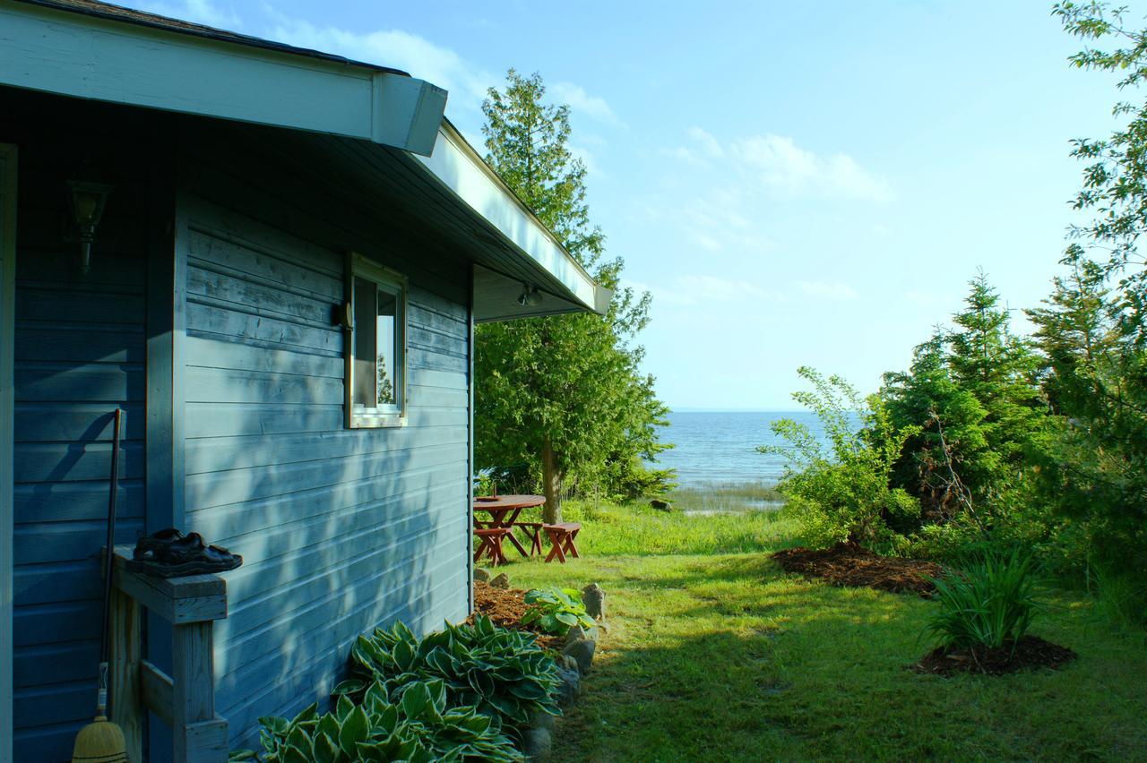 The Beach House Of St. Ignace, Cottage At Saint Ignace Exterior foto